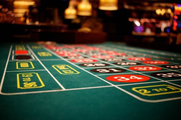 bumi128 mobile app home screen showing slot tournaments and live-dealer tables